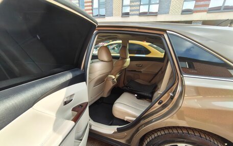 Toyota Venza I, 2010 год, 1 300 000 рублей, 11 фотография