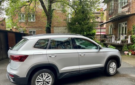 Volkswagen Taos, 2021 год, 2 700 000 рублей, 2 фотография