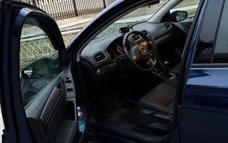Volkswagen Golf VI, 2011 год, 890 000 рублей, 14 фотография