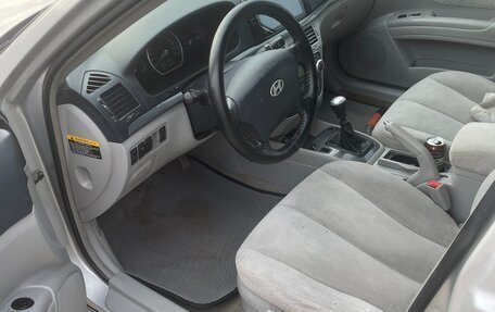 Hyundai Sonata VI, 2005 год, 320 000 рублей, 5 фотография