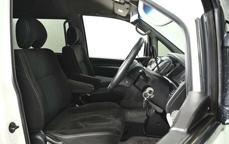 Mitsubishi Delica IV, 2006 год, 2 230 000 рублей, 8 фотография