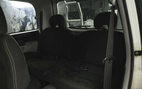 Mitsubishi Delica IV, 2006 год, 2 230 000 рублей, 10 фотография