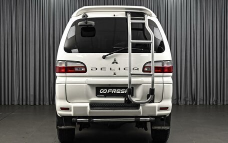 Mitsubishi Delica IV, 2006 год, 2 230 000 рублей, 4 фотография