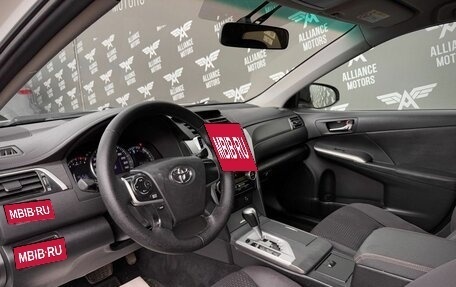 Toyota Camry, 2013 год, 1 280 000 рублей, 10 фотография
