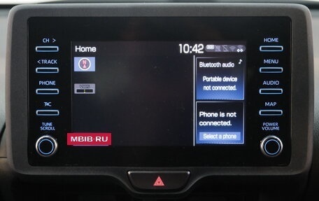 Toyota Yaris, 2021 год, 1 349 000 рублей, 14 фотография