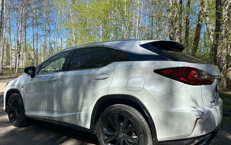 Lexus RX IV рестайлинг, 2019 год, 4 950 000 рублей, 9 фотография
