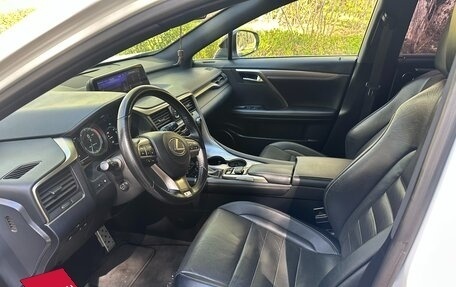 Lexus RX IV рестайлинг, 2019 год, 4 950 000 рублей, 12 фотография