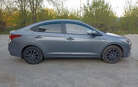 Hyundai Solaris II рестайлинг, 2019 год, 1 395 000 рублей, 8 фотография