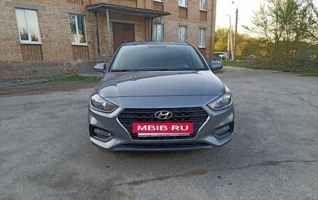 Hyundai Solaris II рестайлинг, 2019 год, 1 395 000 рублей, 2 фотография