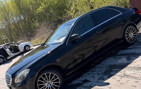 Mercedes-Benz E-Класс, 2013 год, 1 700 000 рублей, 3 фотография