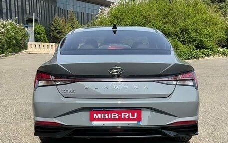 Hyundai Elantra, 2022 год, 1 660 000 рублей, 5 фотография