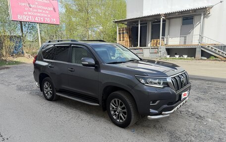 Toyota Land Cruiser Prado 150 рестайлинг 2, 2018 год, 4 700 000 рублей, 2 фотография