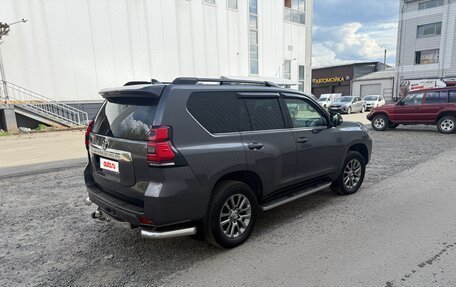 Toyota Land Cruiser Prado 150 рестайлинг 2, 2018 год, 4 700 000 рублей, 6 фотография