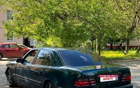 Mercedes-Benz E-Класс, 1995 год, 320 000 рублей, 4 фотография