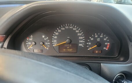 Mercedes-Benz E-Класс, 2000 год, 450 000 рублей, 8 фотография