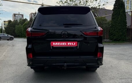 Lexus LX III, 2017 год, 6 400 000 рублей, 4 фотография