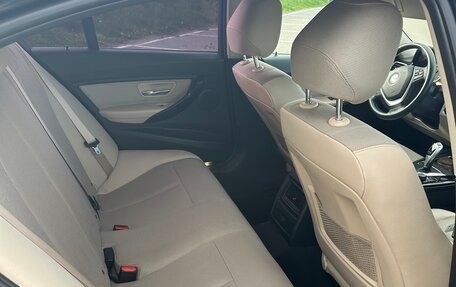 BMW 3 серия, 2017 год, 2 050 000 рублей, 10 фотография