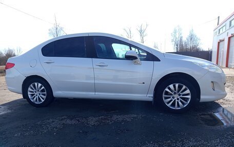Peugeot 408 I рестайлинг, 2014 год, 670 000 рублей, 6 фотография