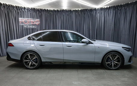 BMW 5 серия, 2024 год, 8 648 000 рублей, 5 фотография