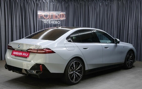 BMW 5 серия, 2024 год, 8 648 000 рублей, 6 фотография