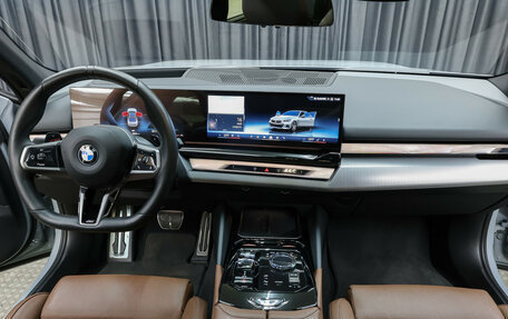 BMW 5 серия, 2024 год, 8 648 000 рублей, 15 фотография