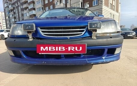Toyota Avensis III рестайлинг, 1998 год, 190 000 рублей, 2 фотография
