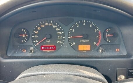Toyota Avensis III рестайлинг, 1998 год, 190 000 рублей, 23 фотография