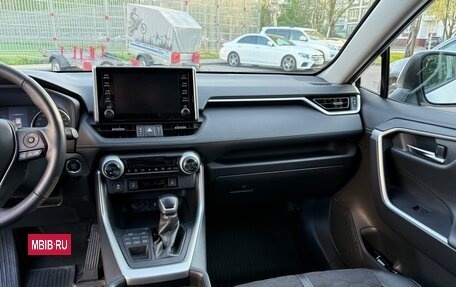 Toyota RAV4, 2019 год, 3 620 000 рублей, 20 фотография
