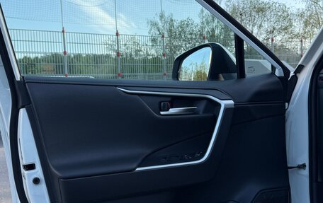 Toyota RAV4, 2019 год, 3 620 000 рублей, 36 фотография