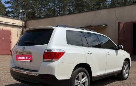 Toyota Highlander III, 2012 год, 2 600 000 рублей, 5 фотография