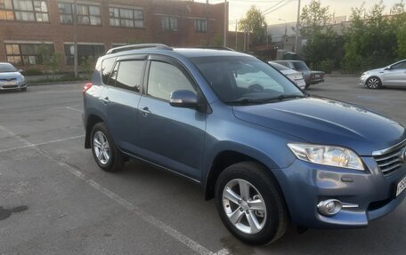 Toyota RAV4, 2011 год, 1 310 000 рублей, 2 фотография