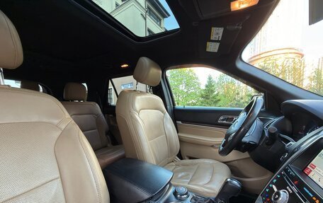 Ford Explorer VI, 2017 год, 2 800 000 рублей, 14 фотография