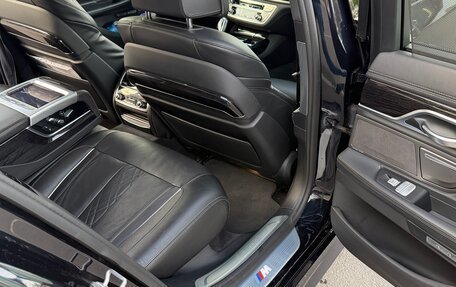 BMW 7 серия, 2015 год, 3 500 000 рублей, 10 фотография