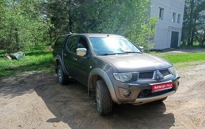 Mitsubishi L200 IV рестайлинг, 2012 год, 1 300 000 рублей, 1 фотография