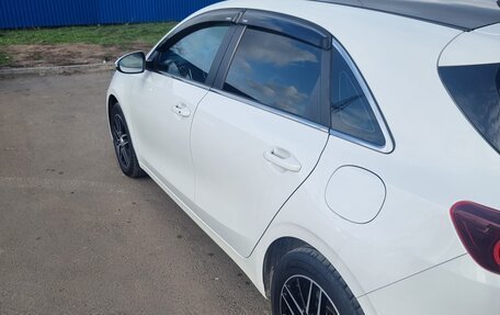 KIA cee'd III, 2019 год, 1 690 000 рублей, 2 фотография
