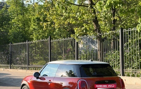 MINI Hatch, 2018 год, 1 850 000 рублей, 6 фотография