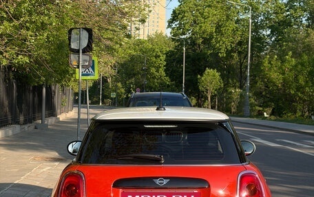 MINI Hatch, 2018 год, 1 850 000 рублей, 8 фотография