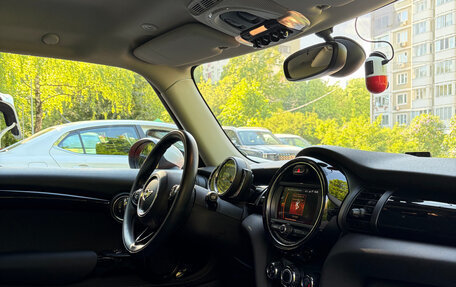 MINI Hatch, 2018 год, 1 850 000 рублей, 23 фотография