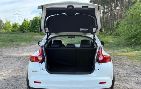 Nissan Juke II, 2011 год, 800 000 рублей, 11 фотография