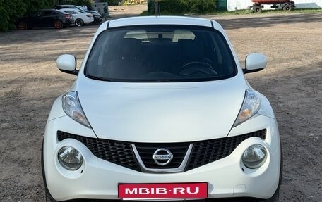 Nissan Juke II, 2011 год, 800 000 рублей, 2 фотография