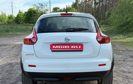 Nissan Juke II, 2011 год, 800 000 рублей, 8 фотография