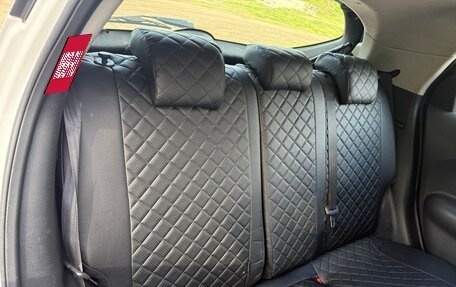 Nissan Juke II, 2011 год, 800 000 рублей, 15 фотография