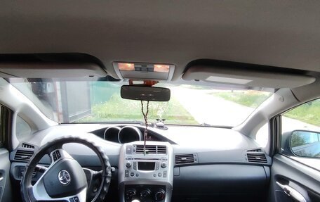 Toyota Verso I, 2011 год, 1 050 000 рублей, 13 фотография