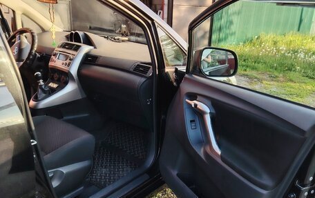 Toyota Verso I, 2011 год, 1 050 000 рублей, 9 фотография