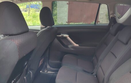 Toyota Verso I, 2011 год, 1 050 000 рублей, 17 фотография