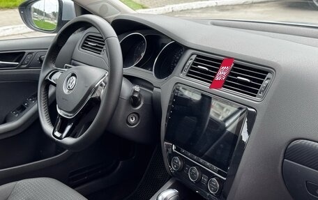 Volkswagen Jetta VI, 2015 год, 1 299 000 рублей, 17 фотография