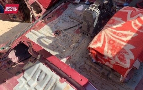 Toyota Hilux Surf III рестайлинг, 1993 год, 1 100 000 рублей, 14 фотография