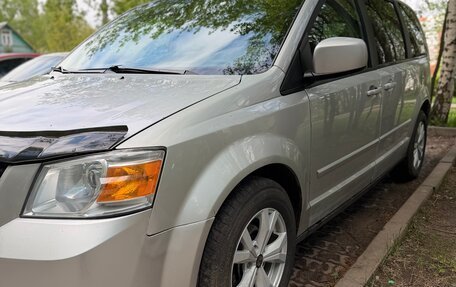 Dodge Caravan V, 2008 год, 1 200 000 рублей, 5 фотография