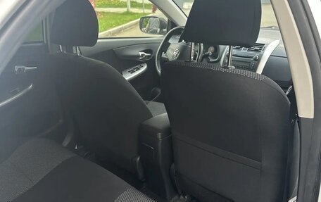 Toyota Corolla, 2012 год, 1 270 000 рублей, 5 фотография