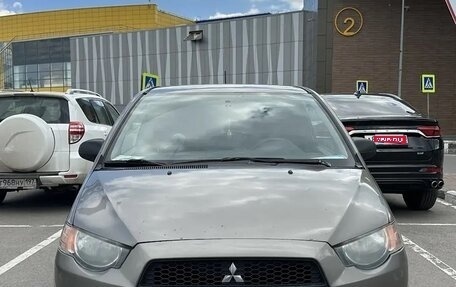 Mitsubishi Colt VI рестайлинг, 2009 год, 380 000 рублей, 1 фотография